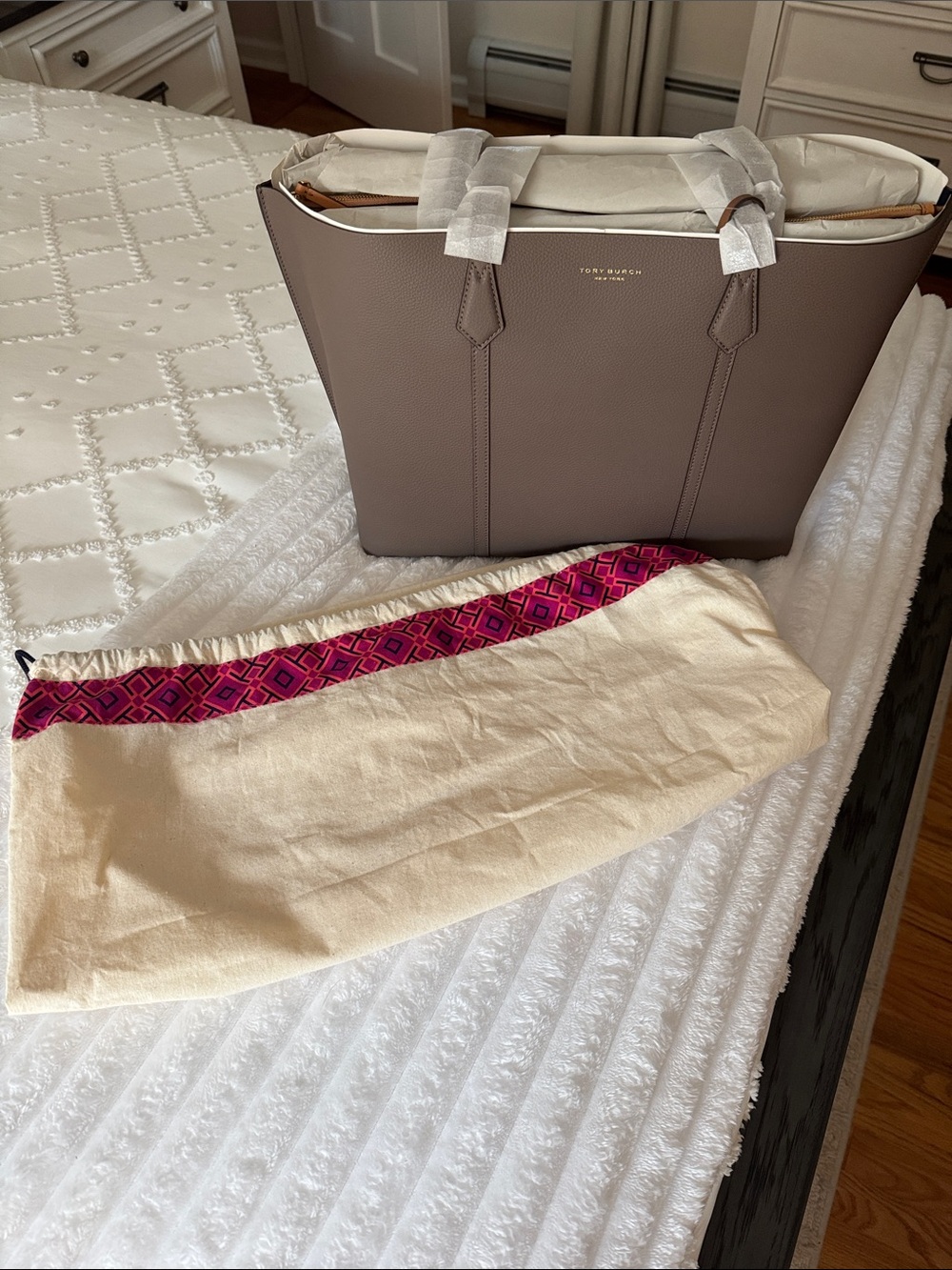 NEW- Never used- Tory Burch Pebbled Taupe Leather Tote with Cream Dust Bag